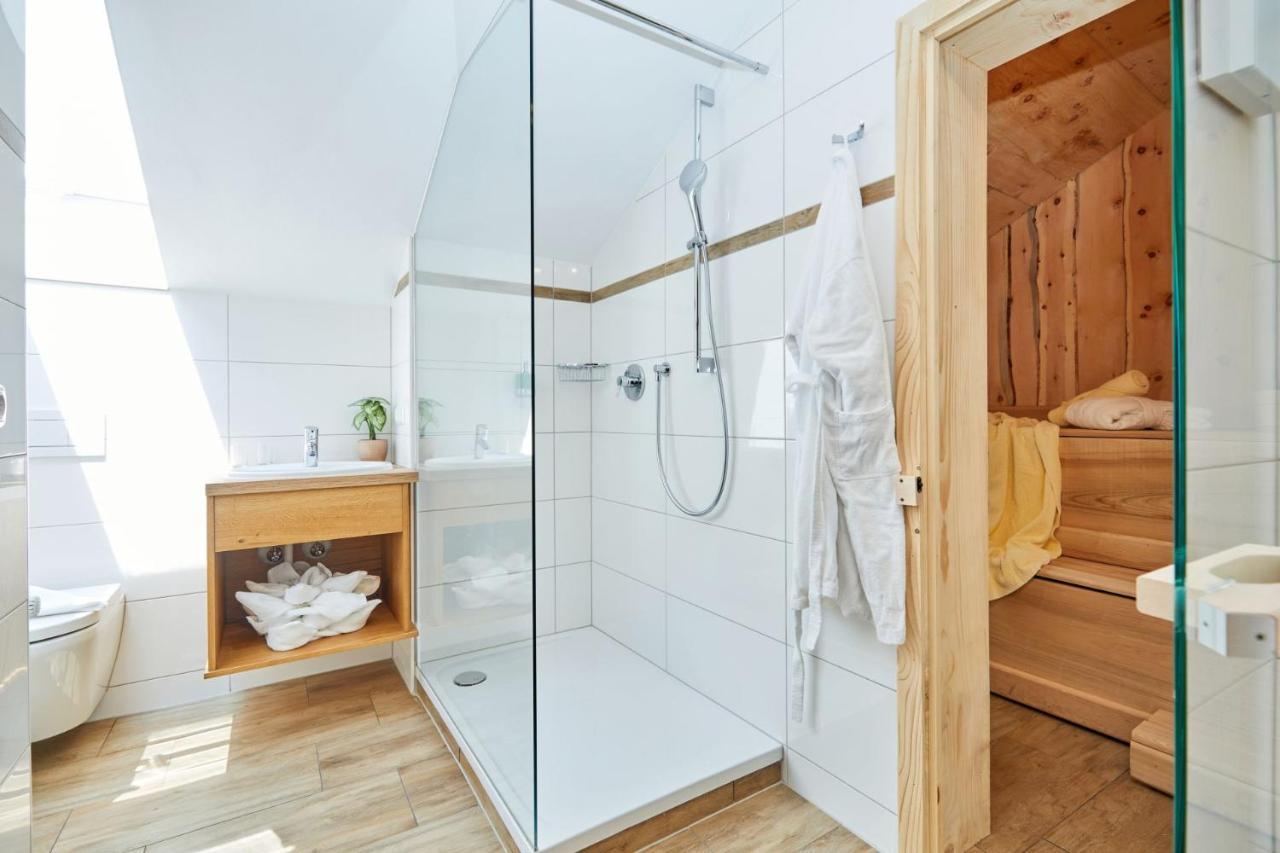 באד גויסרן Appartement Traumblick Mit Indoorpool Und Privater Sauna מראה חיצוני תמונה