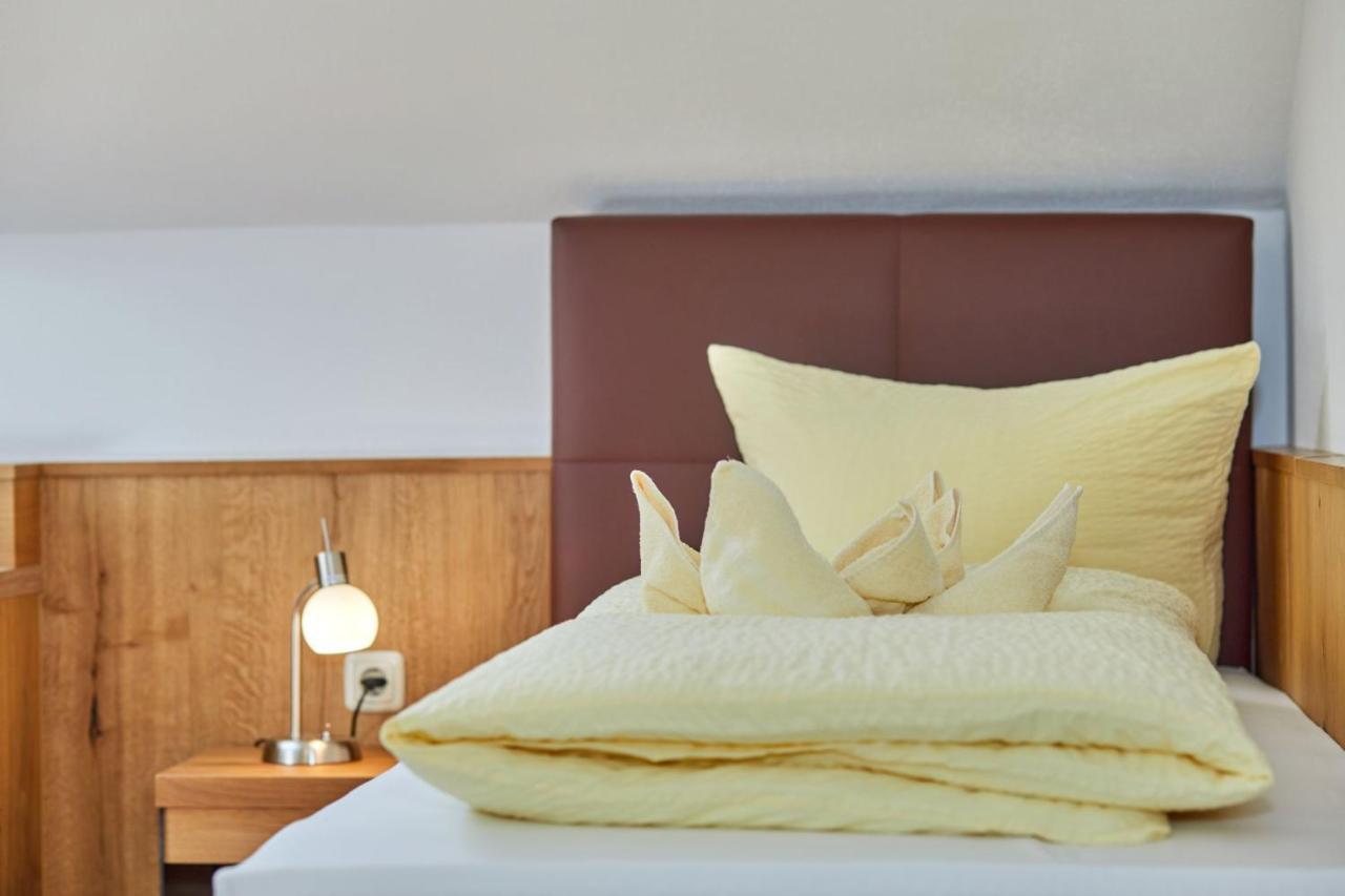 באד גויסרן Appartement Traumblick Mit Indoorpool Und Privater Sauna מראה חיצוני תמונה